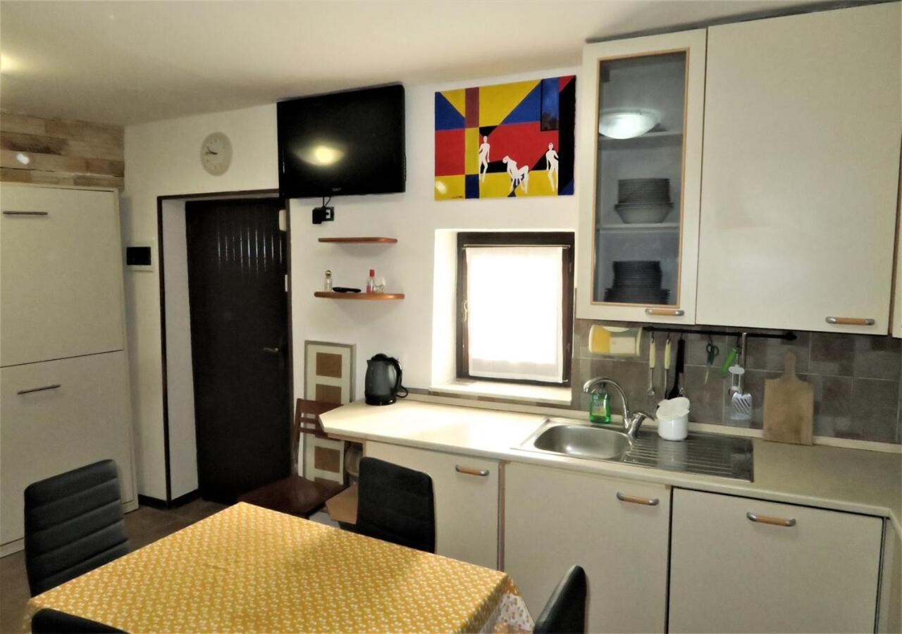 Appartamento Savona Bagian luar foto
